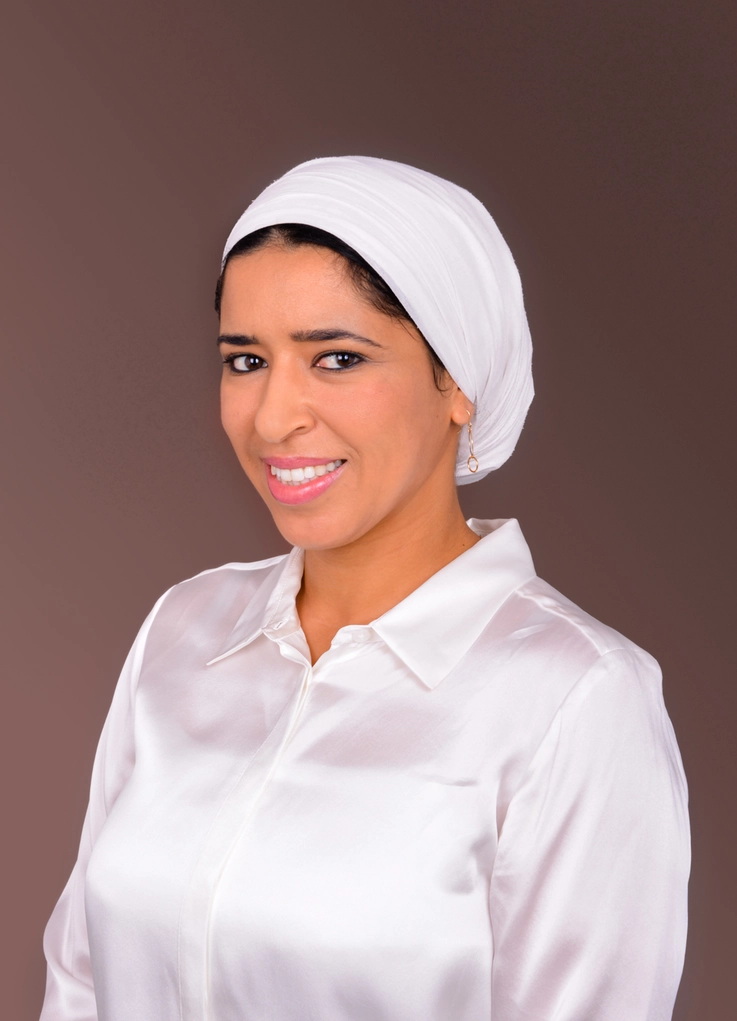 Portrait d'Asma Dana en plan poitrine